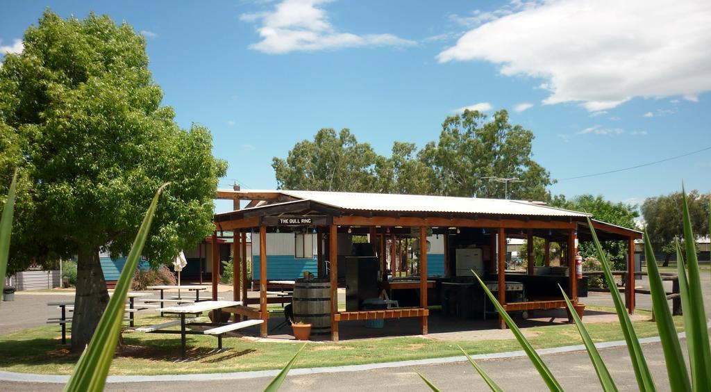 Hotel Roma Big Rig Tourist Park Exterior foto