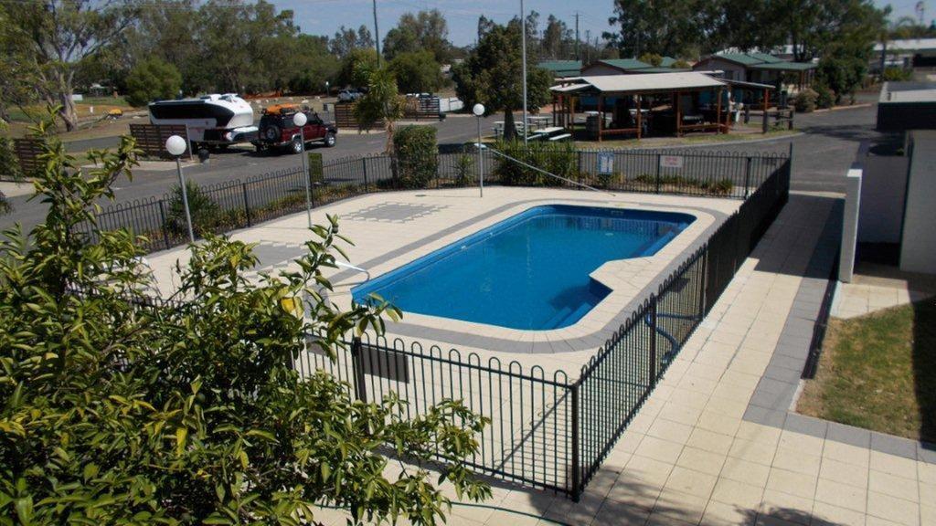 Hotel Roma Big Rig Tourist Park Exterior foto